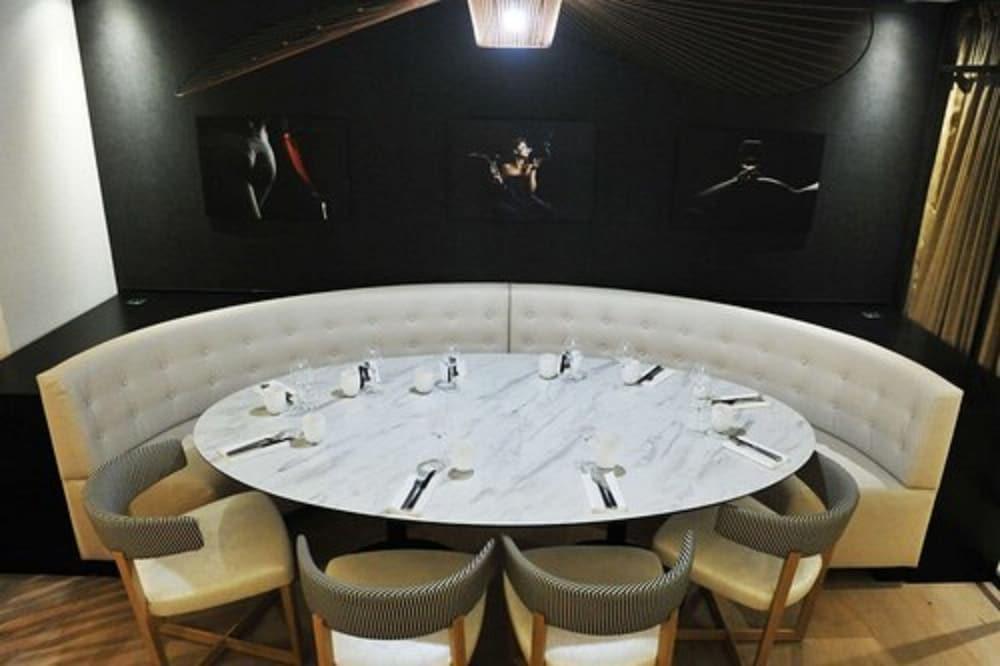 Logis Golfe Hotel 3*