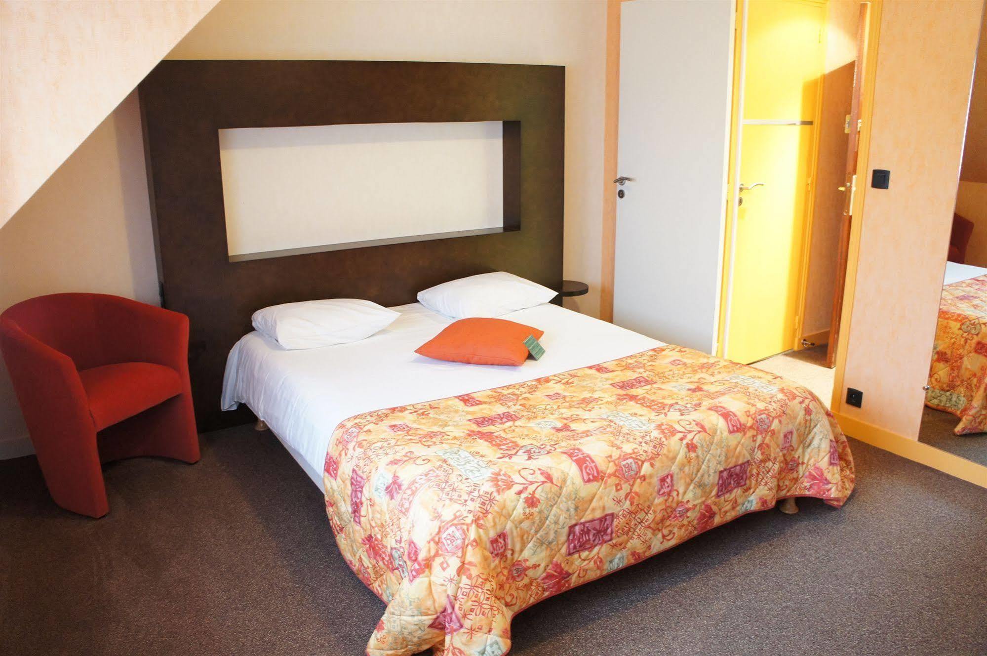 Hotel Logis Golfe Vannes